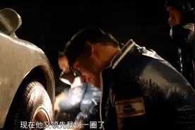 跑车一个刹车直接把刹车碟给烧红，立马下场换零件视频封面