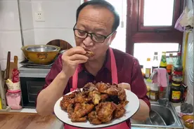陕西老乔：街边小吃炸鸡架，自己做干净卫生，比外面的还好吃视频封面