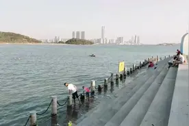 40岁的女人，是什么？视频封面