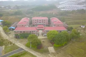 湖南永州有座大别墅叫李家大院，38户村民集资盖的，换你愿意么？视频封面