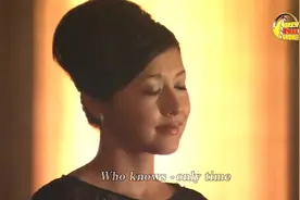 Enya教堂演绎《Only Time》，抚慰全世界的心灵