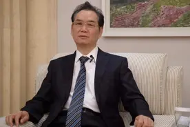 【视频回顾】陈孝平院士在2019年徐州市外科年会上的贺词和嘱托视频封面