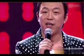 黄渤参加好声音完整版，一首《爱与愁》赢得导师纷纷转身!笑趴了视频封面