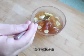 生姜大蒜一起泡水喝，解决很多男性朋友的大困扰，试过的都说好视频封面