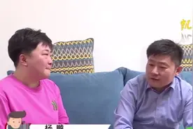 青岛援鄂医生孙晓凯旋，丈夫感慨：来生我愿当医生，我替你去！视频封面