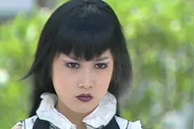 小魔仙：严莉莉的玩偶不受欢迎，黑魔仙小月又使坏教严莉莉捣乱！视频封面