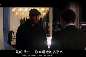 不要随便惹你不认识的人，大叔一张“黑卡”就能干掉屋里所有人视频封面