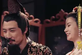 家事：众夫人向刘邦敬酒，戚夫人竟用嘴喂给刘邦酒，闹啥呢？视频封面