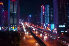 诉说某艺人公开恋情的一首歌《丫头》小伙唱的入情