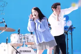 《Good Day》最近突然火了的洗脑神曲，IU这一跳，成了全网的女神视频封面