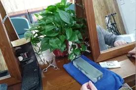 电推子不快卡头发，丢掉又可惜，小胡子这样花十块钱就能解决问题