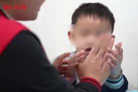 因为失聪的儿子 她创办了一所特殊“学校”丨遇见小美好㊲图片