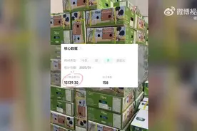 护士兼职摆摊两周赚1万5后全职开店，这届年轻人为何热衷摆摊？图片