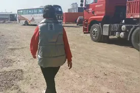 总里程超100万公里！70后女卡车司机的追梦之旅图片