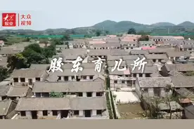 视频｜到胶东育儿所，感受乳娘大爱！暑期游客走进乳山接受红色教育图片