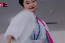 载歌载舞月宫图 弘扬传统文化迎新年图片