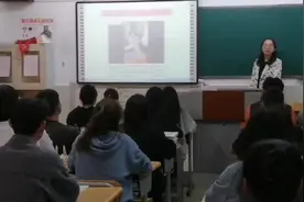 “高铁跪地救人女护士”追踪｜同学眼中的刘晓姣：实操技术过硬，综合表现很优秀图片