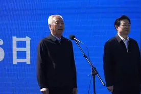 山东东营：“追风逐日”劲头足 为国家现代能源经济示范区建设注入“绿动能”图片
