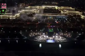 2022平度市民欢乐汇文旅歌舞水秀之夜震撼上演图片