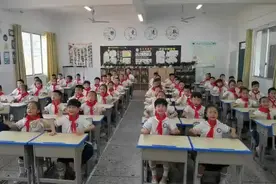 冷水滩区梅湾小学：1600余学生展示室内韵律操图片