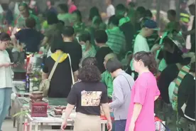“正清日”广东迎祭扫高峰，全省421.3万人次入园祭扫图片