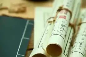 秒懂科学｜备战马拉松，赛前、赛中、赛后怎么吃更科学？图片