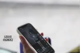 寻找“手势舞”爆火的美女公交驾驶员：入行5年的济南小妮，曾因“害怕”停更一年图片