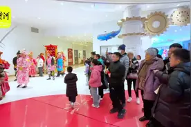 “泉”在济南过大年｜英歌舞新春舞动泉城 脸谱勾勒梁山好汉群像图片
