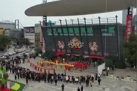 强信心·开新局丨“世界超市”开门迎客 订单外商纷至沓来——全球最大小商品市场开市观察图片