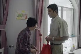 人间世：大叔还可以吃蛋糕，但其他的病友已经无法正常进食视频封面