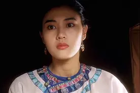 李嘉欣颜值巅峰，真的太漂亮了，陪着李连杰跑接力赛，视频封面