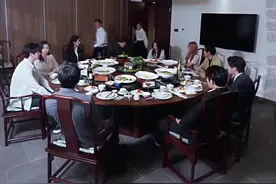 君悦老板竟被疑是装穷 #我有吹牛成真系统 #若鸿剧场 #好剧推荐 视频封面