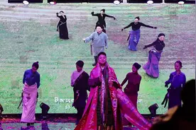 藏族歌手嘉央《布达拉的金顶》#好听的藏语歌 #民族服饰