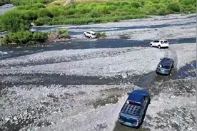 五十铃牧游侠车队第一次进入大河沿河的源头视频封面