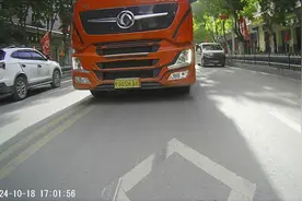 艾瑞泽8主动刹车真吓人。#艾瑞泽8 #国产车 #主动刹车