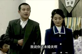 周卫国与萧雅一见如故，女主正式上线#抗战剧 #雪豹 #下集更精彩