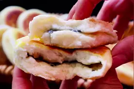 发面小糖饼做法，柔软香甜，吃完一个还想吃，凉了也不硬！视频封面