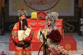 天津青年京剧团《红鬃烈马》谢幕，刘桂娟、李军、奇彤返场加唱