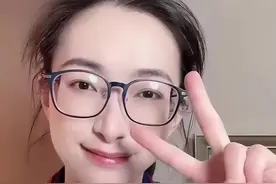 坦克300，毕竟是开过先河，所以依旧有性格，保持应有的价格也是品牌的坚持…#坦克300 #新能源领航计划 #坦克300hi4t 视频封面