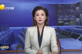 中国中车新能源机车下线仪式在大连举行图片