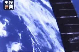 代表委员这一天丨王亚平：致力于航天事业和科普教育 希望实现月球漫步图片