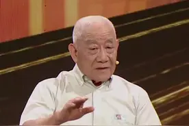 7·28唐山地震纪念日——废墟中，母亲用身体为怀中婴儿撑起生的希望图片