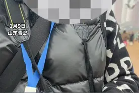 游客青岛栈桥拍照遭多名男子阻挠，警方：随便拍，后期会巡查图片
