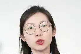 养狗必看！遛狗不拴绳违法图片