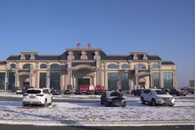 【冰雪森林·童话伊春】以“林都”为枢纽！四条串飞航线架起五座城市空中桥梁图片
