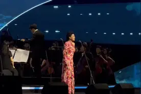 著名歌唱家 幺红 《我的深情为你守候》-“感悟初心与党同行”经典歌曲交响音乐会图片