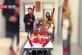 曾住在父亲外卖箱里的“外卖宝宝”，如今怎么样了？图片