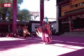 国家级非遗 上万民众观看西藏扎什伦布寺传统跳神活动图片