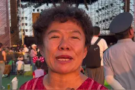 视频 | 追求对音乐的热爱 在摇滚世界，他们有了年轻范儿图片