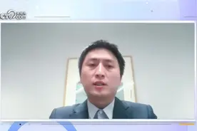 不顾老人意愿，硬要住在一起？律师：违背父母意愿强行啃老属违法图片